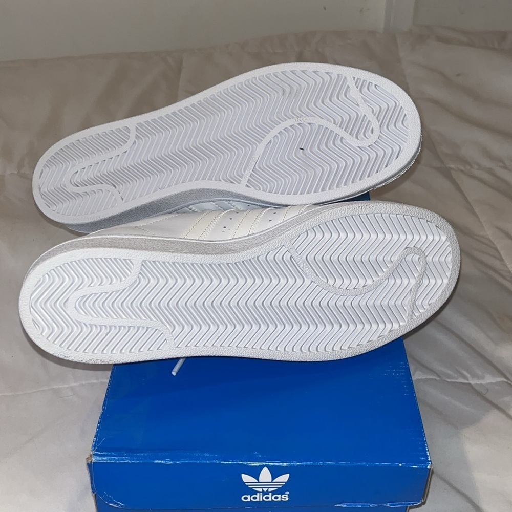All White Adidas Superstar Shell Toe Sneakers Men's Size 9 - Picture 5 of 6